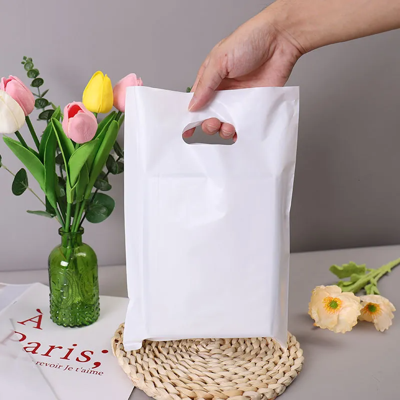 Convenient And Necessary: Intimate Design Of Portable Plastic Bags